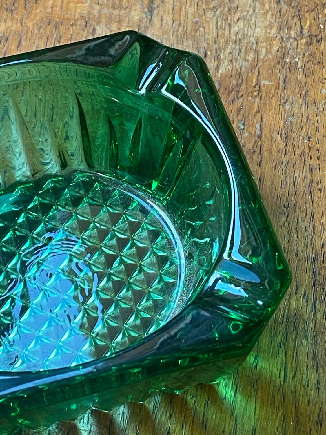 Luminarc vintage green glass ashtray