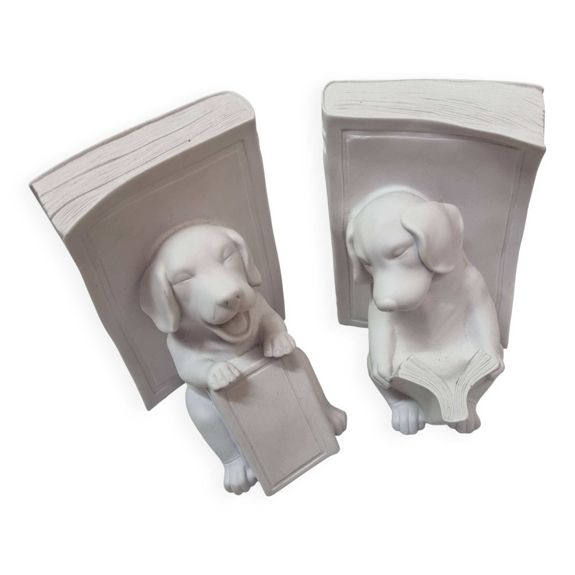 Dog bookends