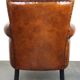 Correct and comfortable sheep leather armchair/armchair with a beautiful finish