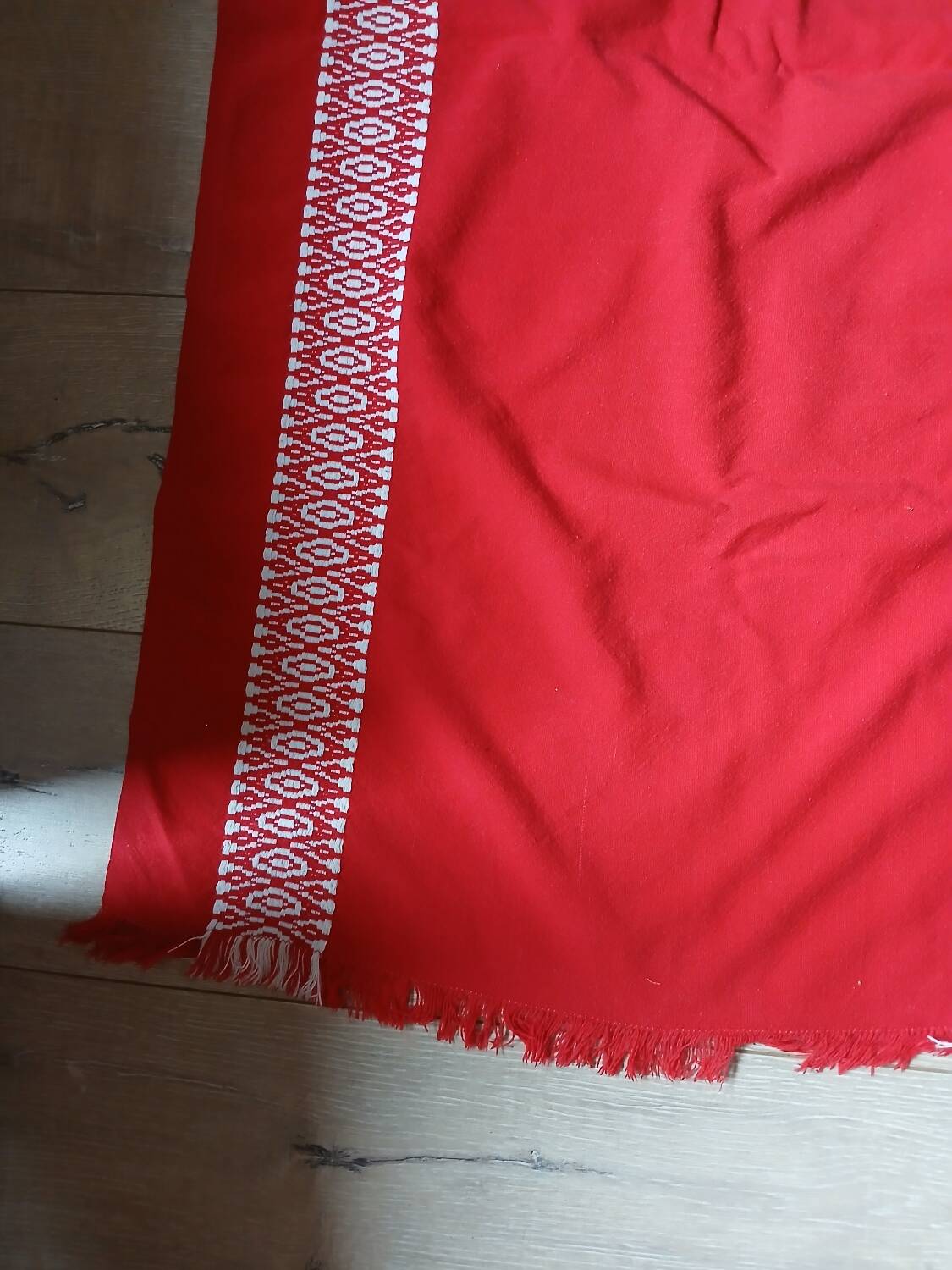 Tablecloth + 12 old napkins