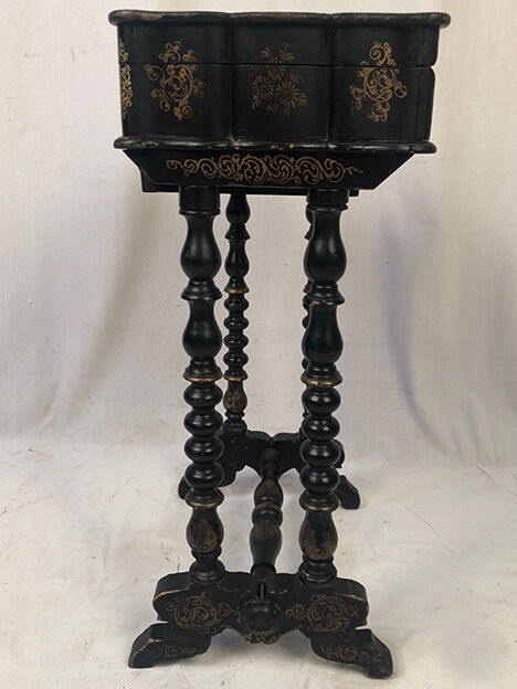 Napoleon III worker in blackened wood gilded