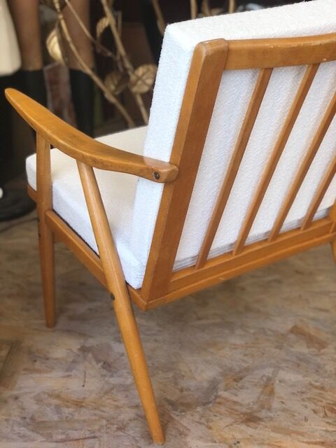 Vintage Stella armchair buckle fabrics