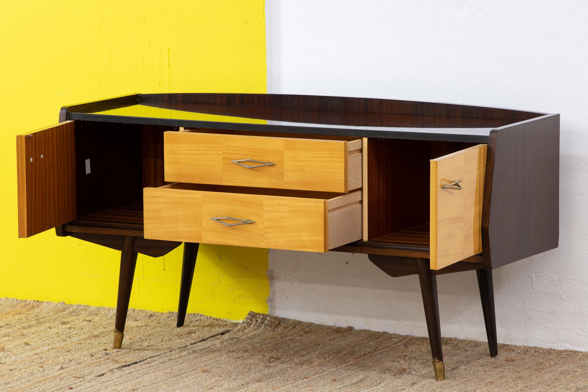 Vintage Scandinavian Enfilade – 125 cm