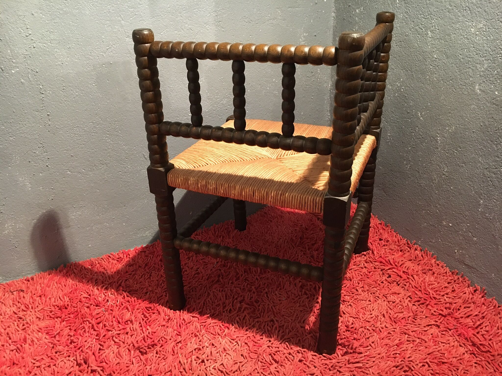 Straw corner armchair