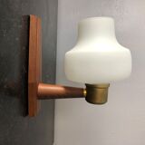 Scandinavian design wall lamp