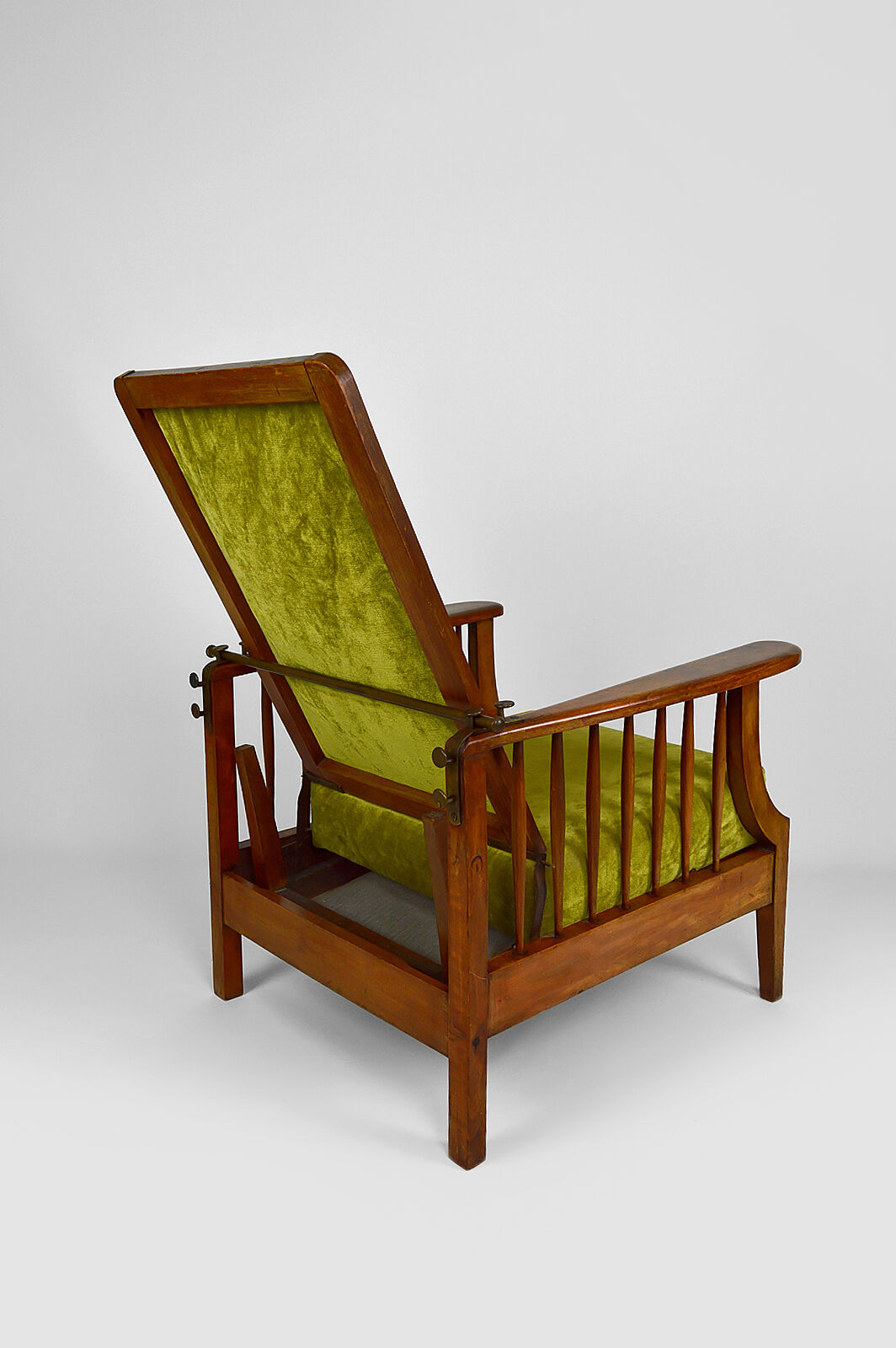 Morris armchair in beech and green velvet, United Kingdom, circa 1900