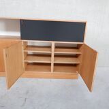 Buffet moderniste du milieu du siècle De Coene