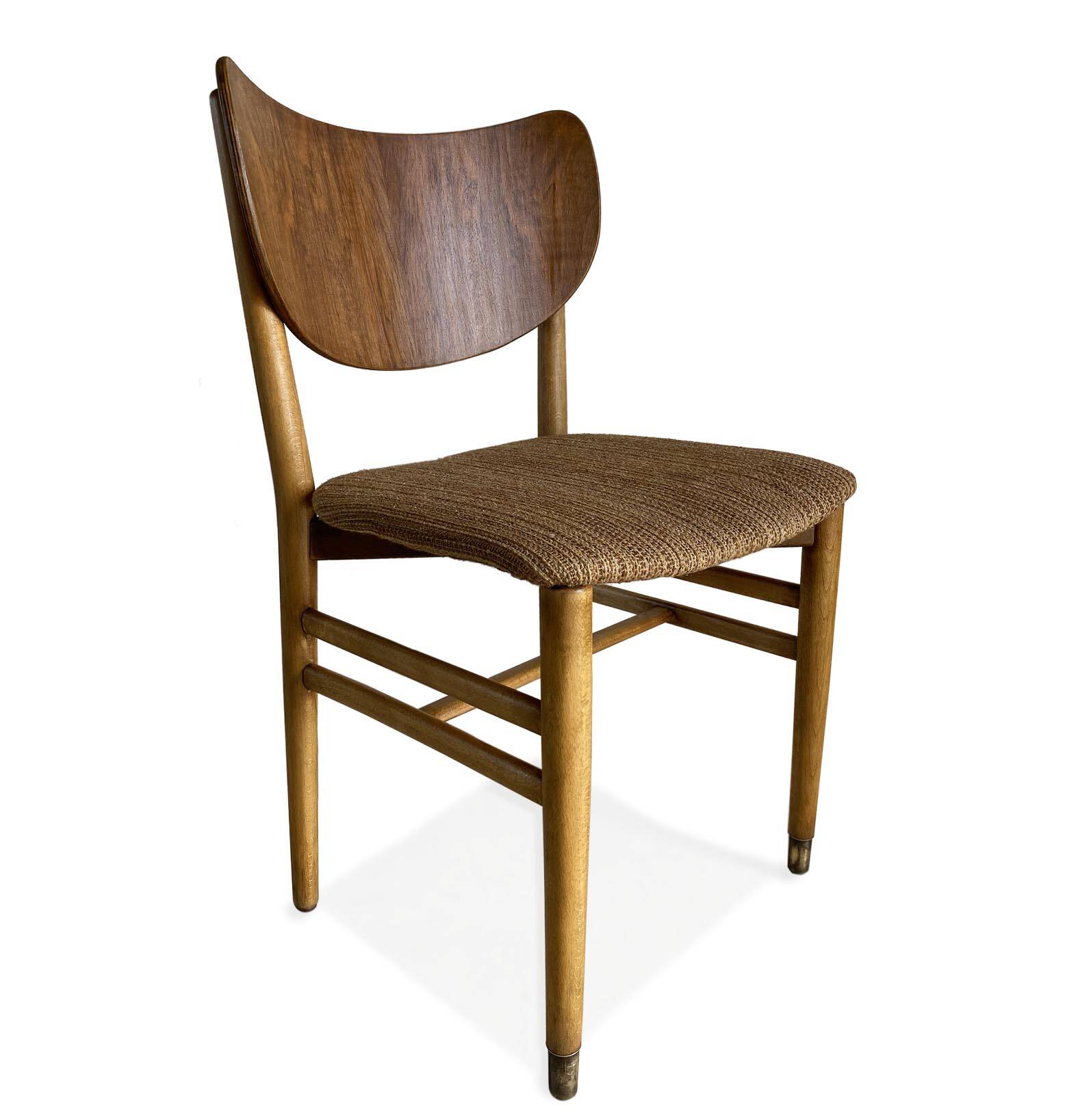 Une chaise de Niels et Eva Koppel