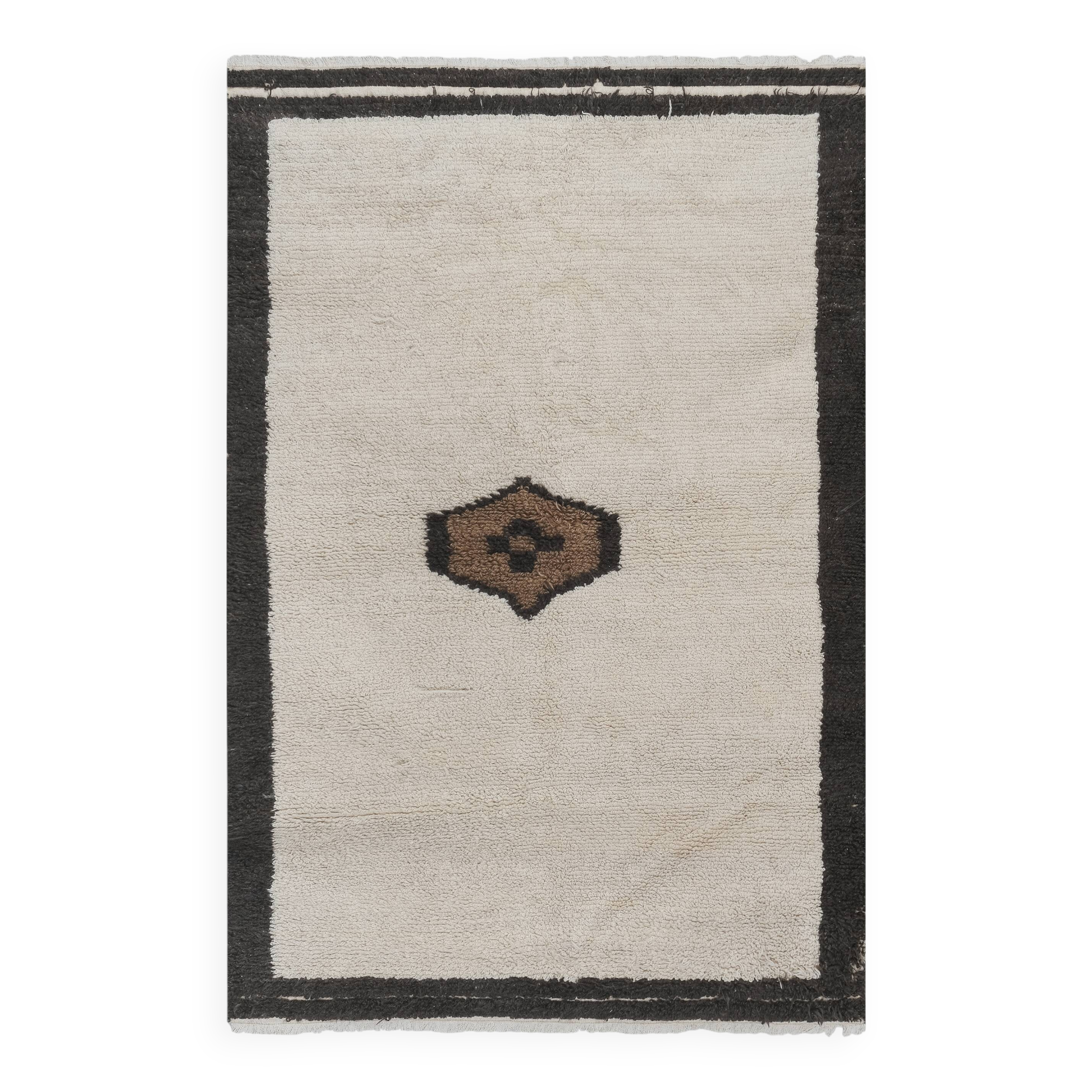 Vintage Turkish Oushak Rug Handwoven 142x213 cm