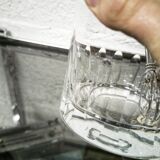 Large crystal ice bucket