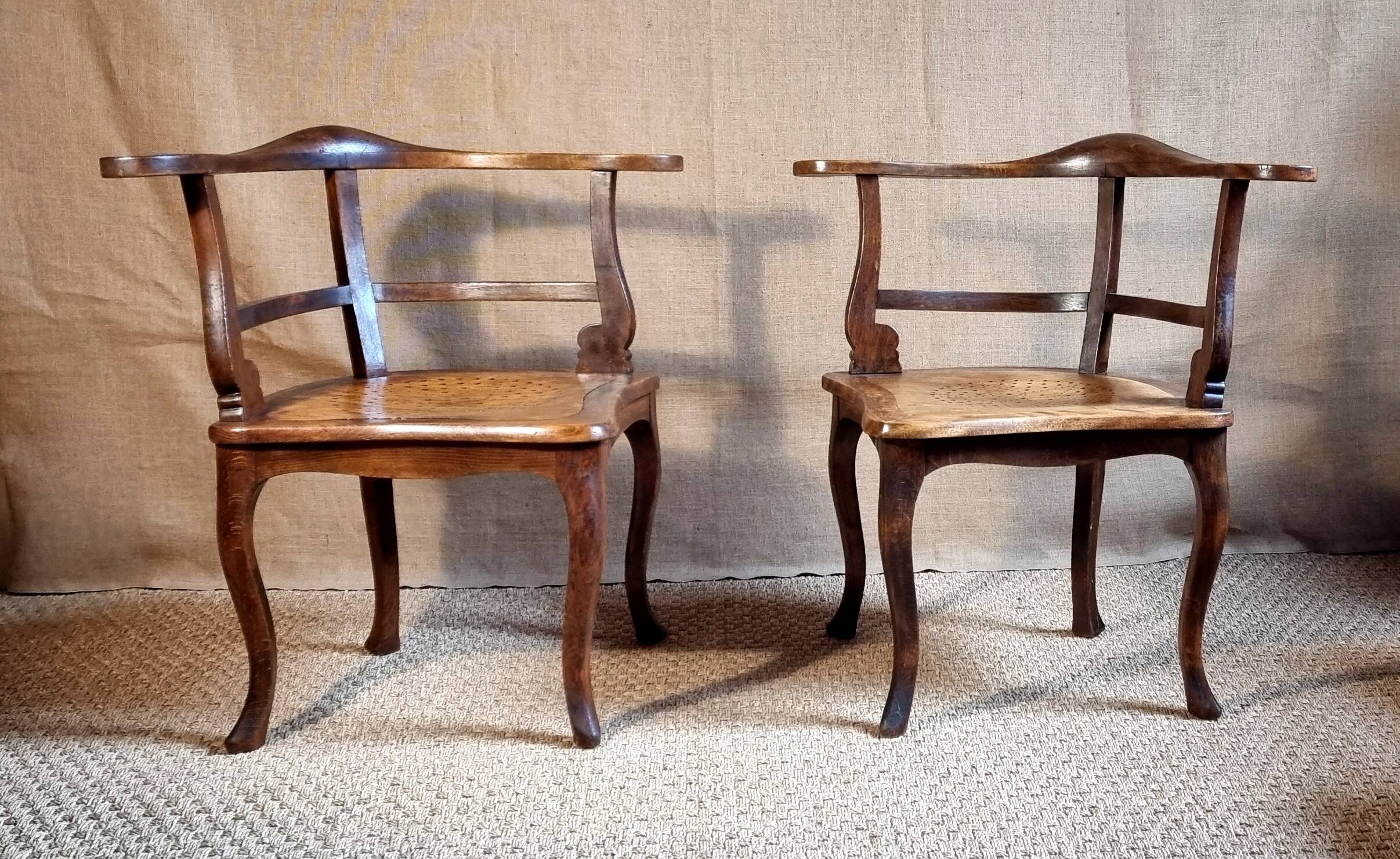 Pair of 1900 living room armchairs with bistro seating