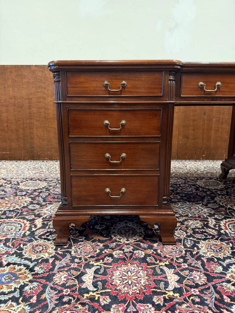 Classic English desk with green leather