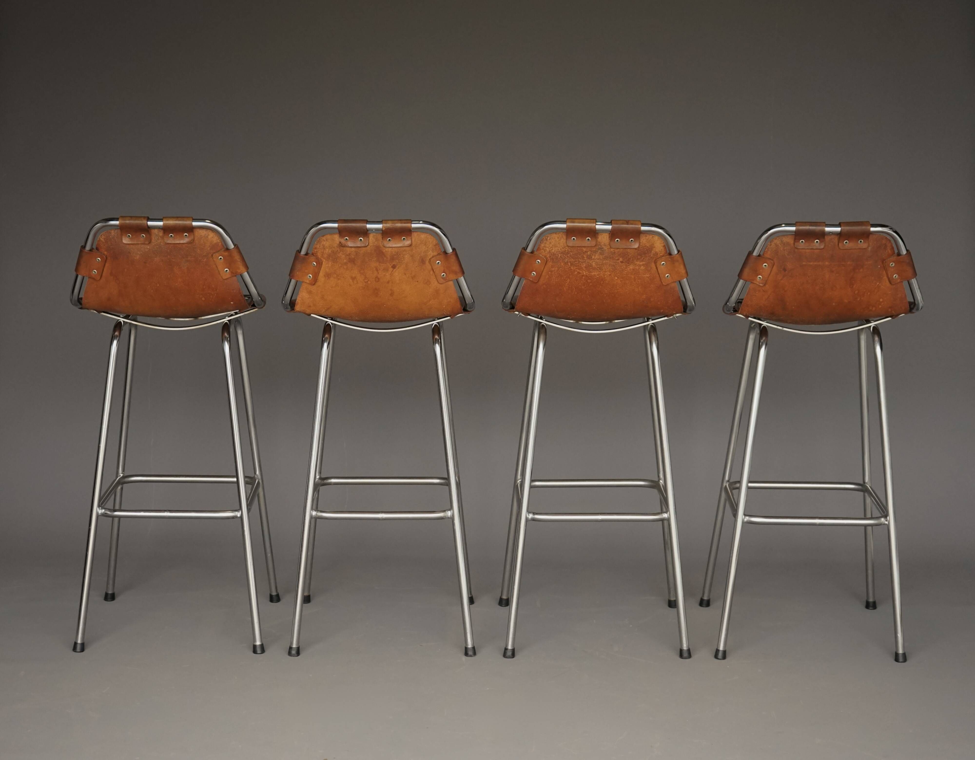 Tabourets de bar attribués à Dal Vera pour Charlotte Perriand / Les Arcs, années 1960