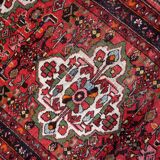 Antique 1920s Persian Hamadan rug, floral medallion, 104cm x 145cm