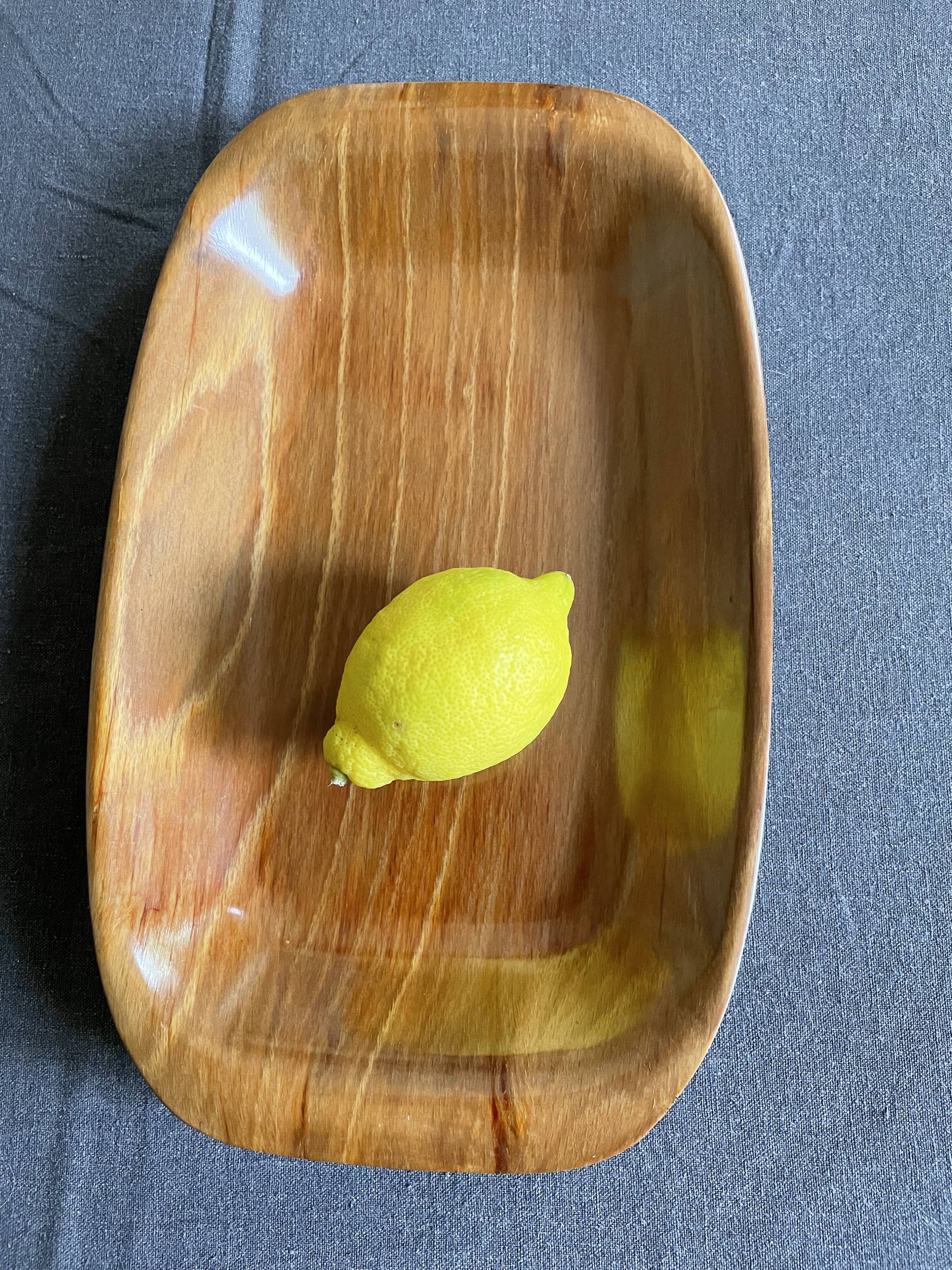 Thermoformed Scandinavian wood dish Gerling Sol Ohligs