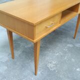 Office 60s feet spindles