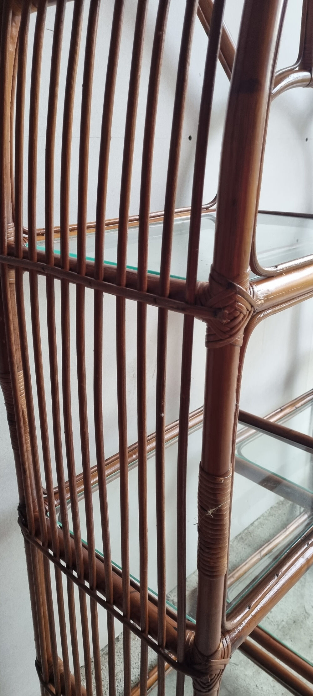 Bamboo rattan and glass shelf pier import 80s