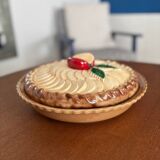 Vintage ceramic pie dish with decorative apple lid