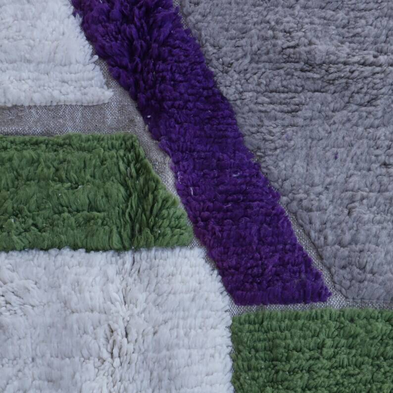 Moroccan Berber rug 250cm x 150cm