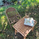 Small children's chair in beige scoubidou.