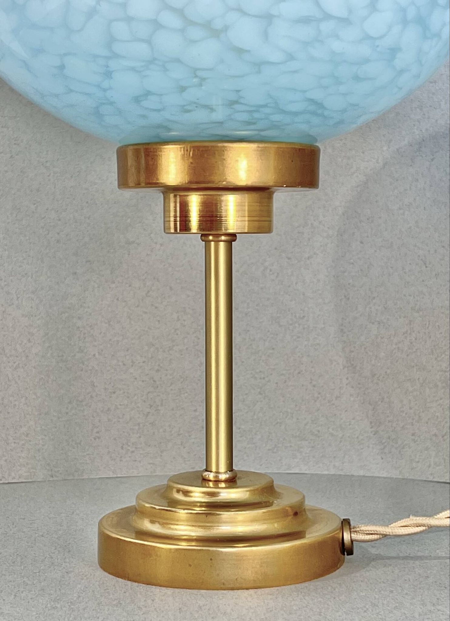 Vintage table lamp in blue Clichy glass & patinated brass