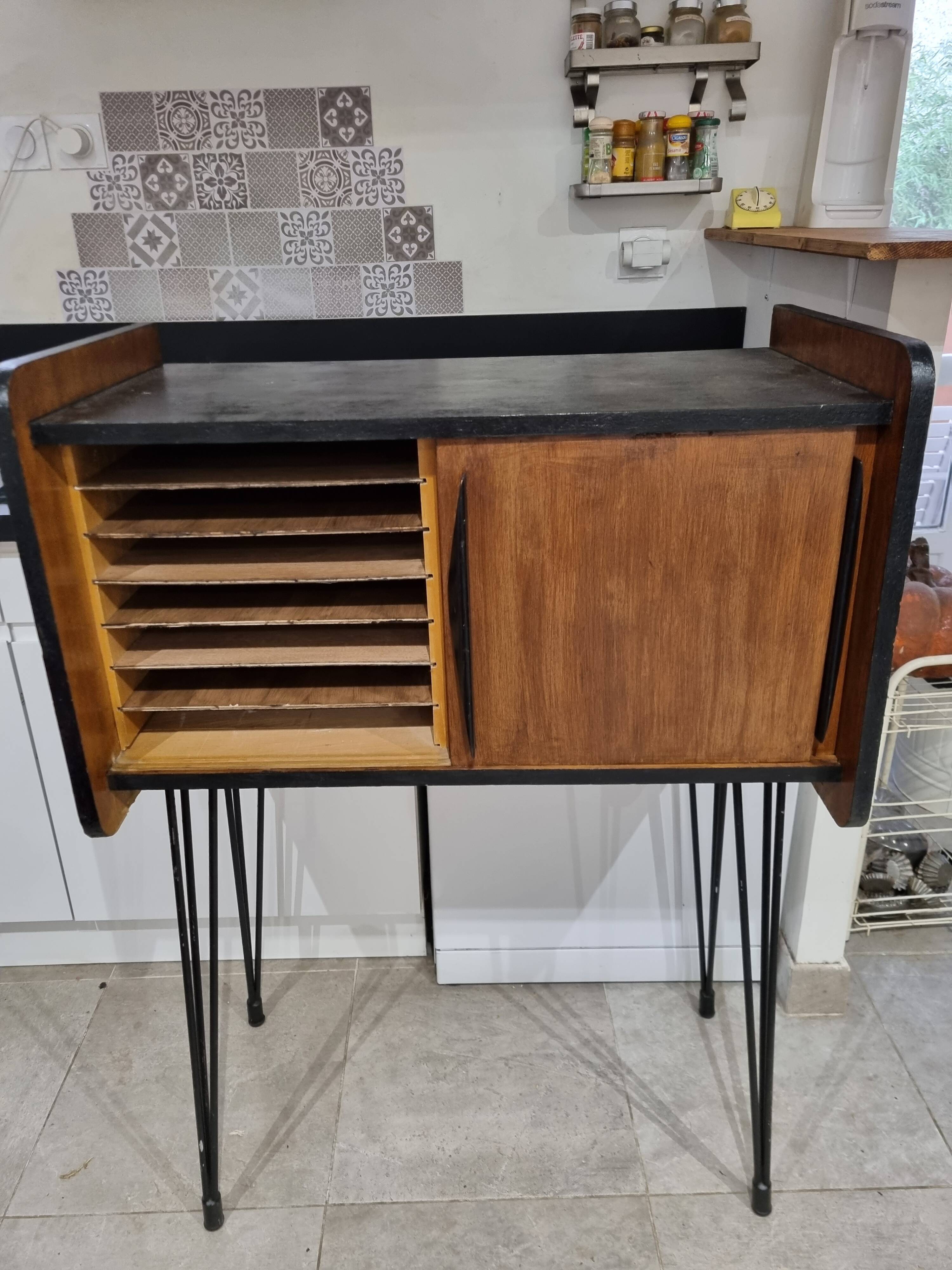 Storage cabinet 50s
