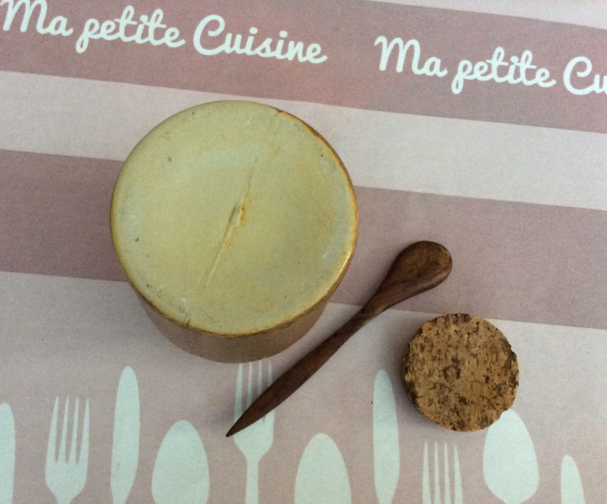 Sandstone mustard pot with cork and olive wood spoon - vintage