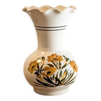 Handmade vase of cypriot origin (marked mantis)