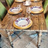 Farmhouse table dating from the end of the 19th century