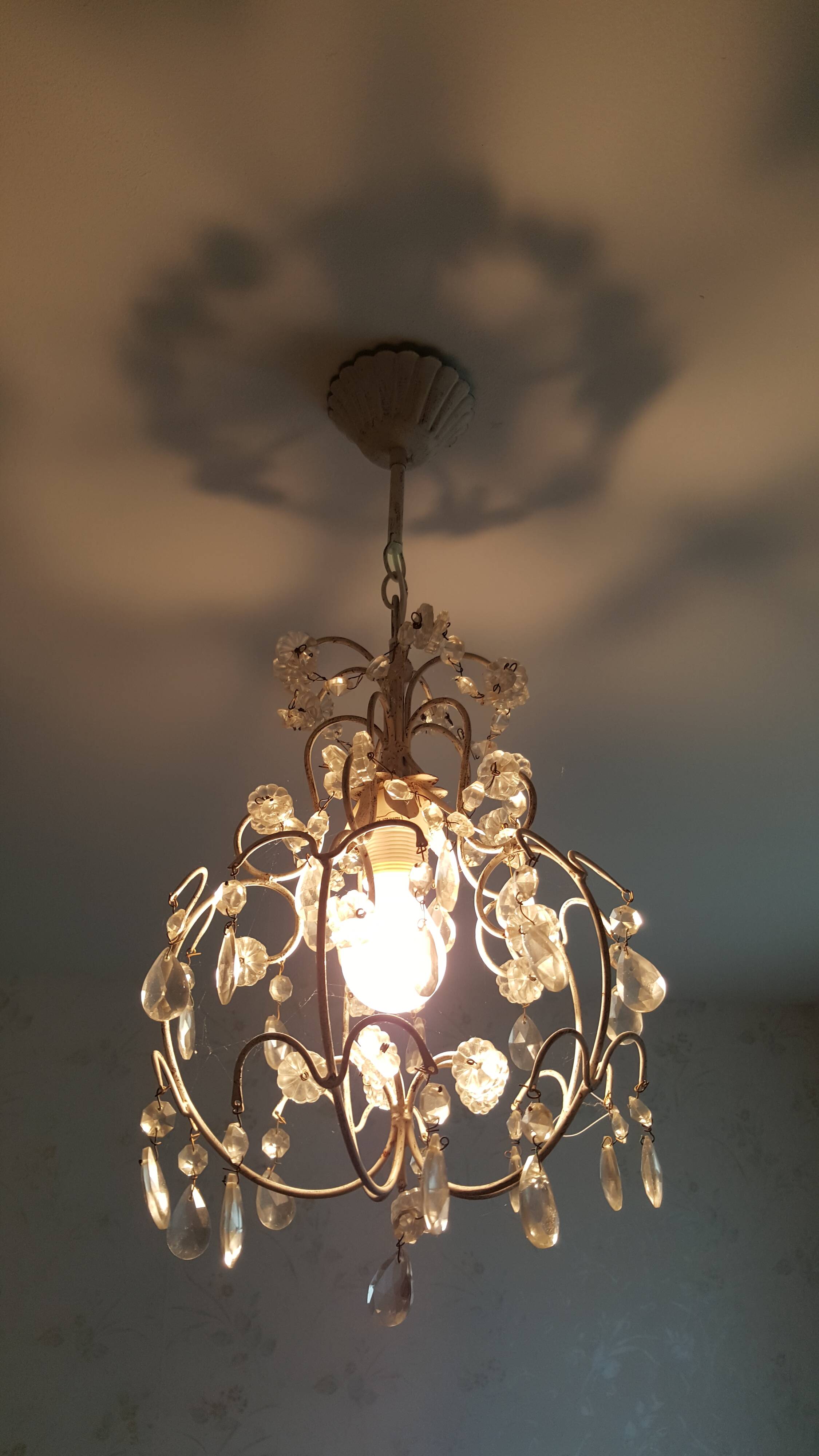 Small chandelier with tassels