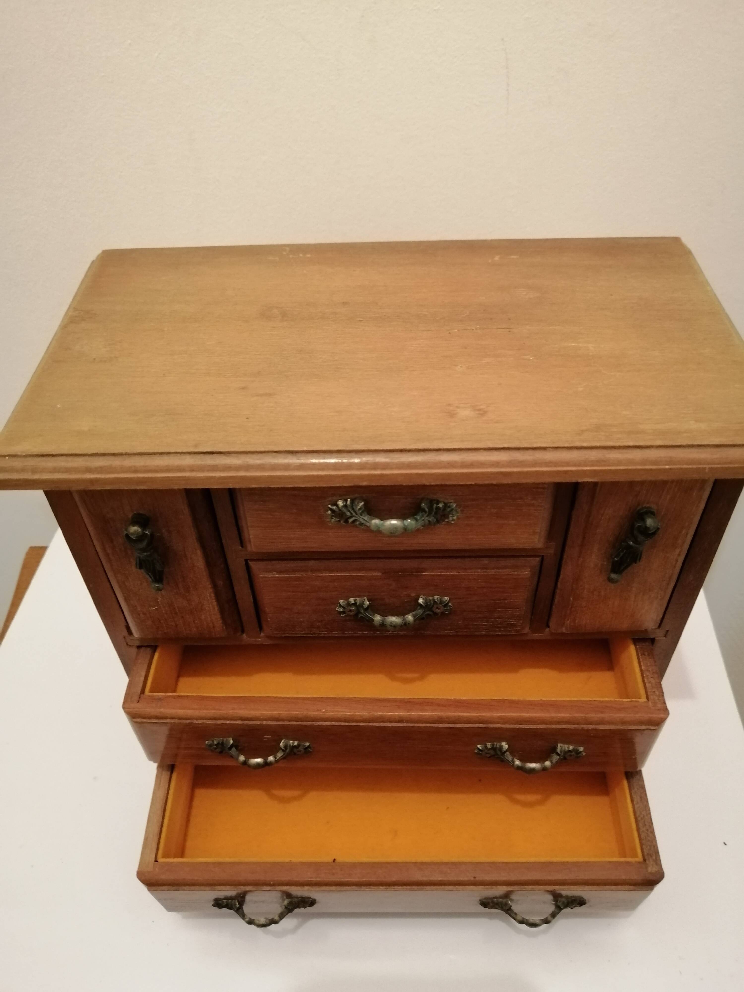 Boite a bijoux petite commode en bois vintage