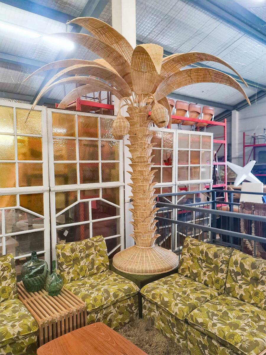 New design XXL rattan palm tree lamp ‘Tropical’