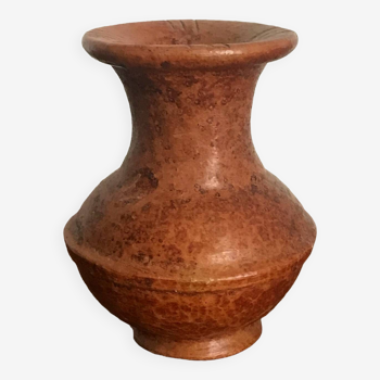 Vase artisanal en terre cuite