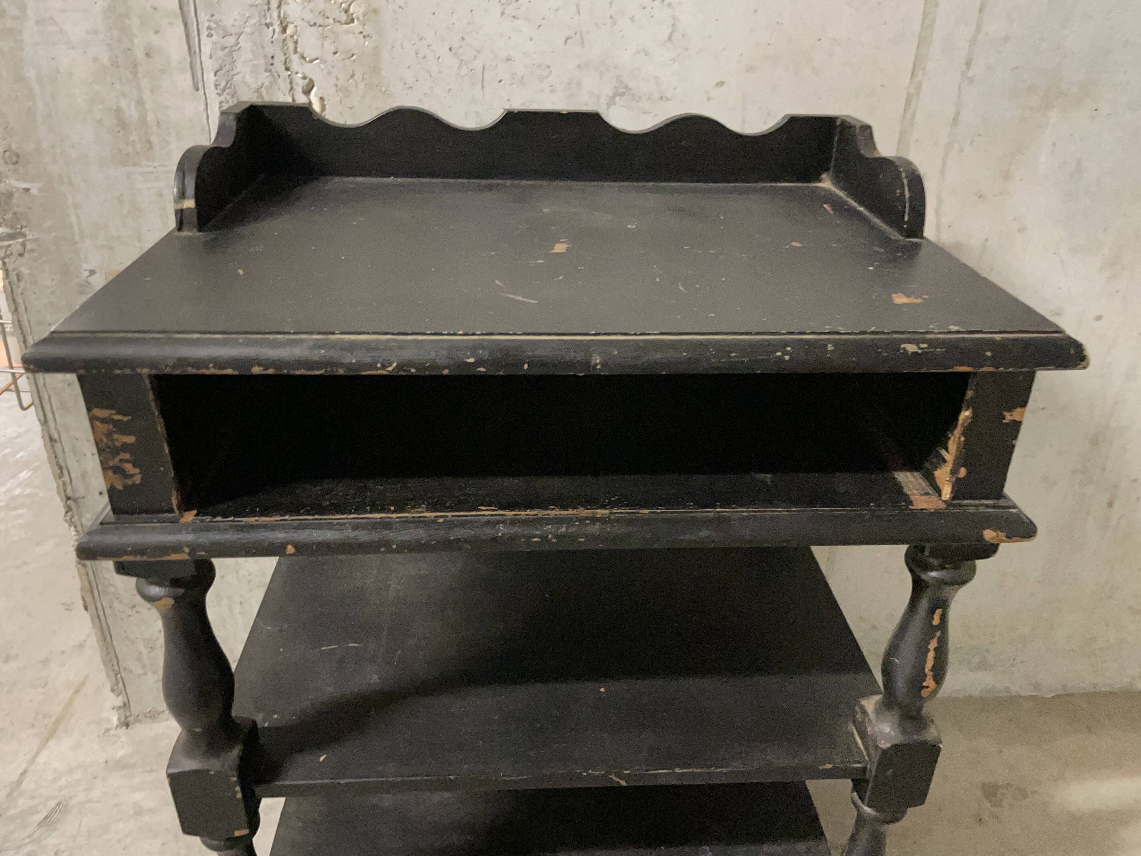 Napoleon 3 side furniture