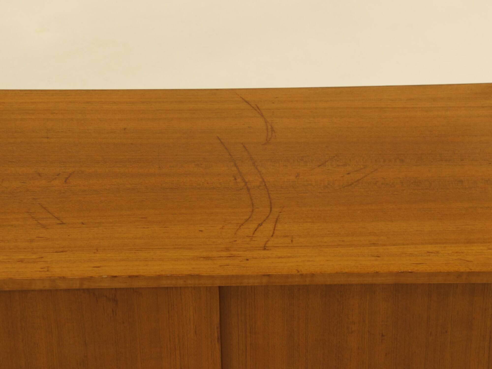Buffet de style Mid-Century signé Florence Knoll pour Knoll International