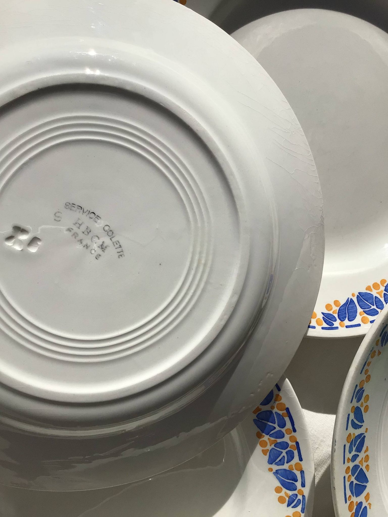 10 Assiettes plates Colette HBCM bleu et safran
