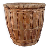 Small rattan plant pot