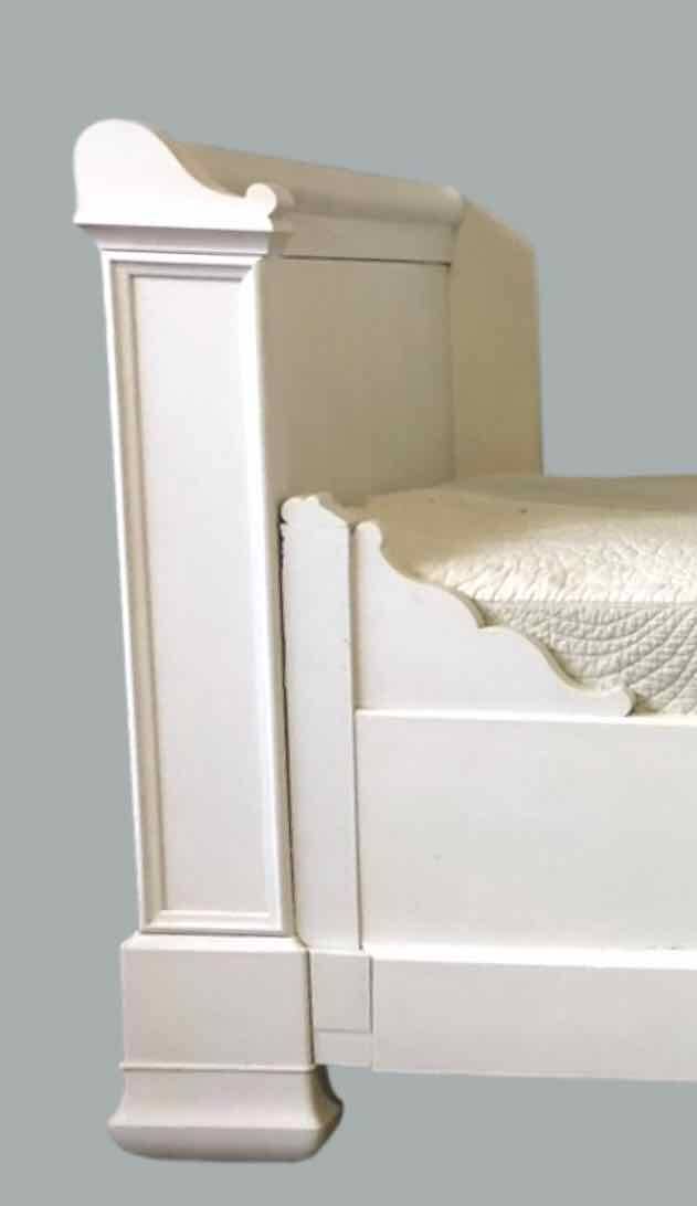 White lacquered solid wood sleigh bed