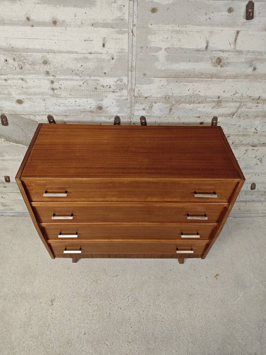 Vintage chest of drawers