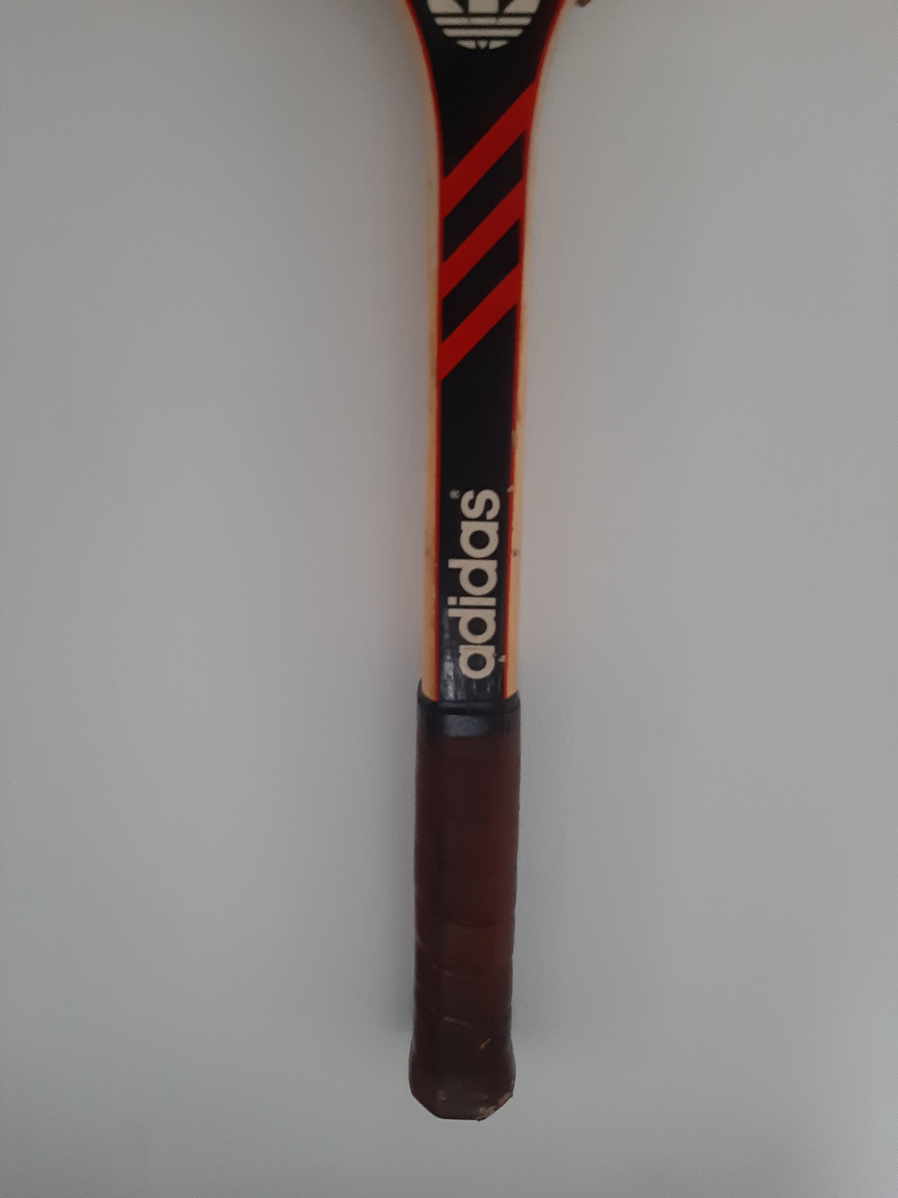 Vintage tennis racket adidas Ilie Nastase