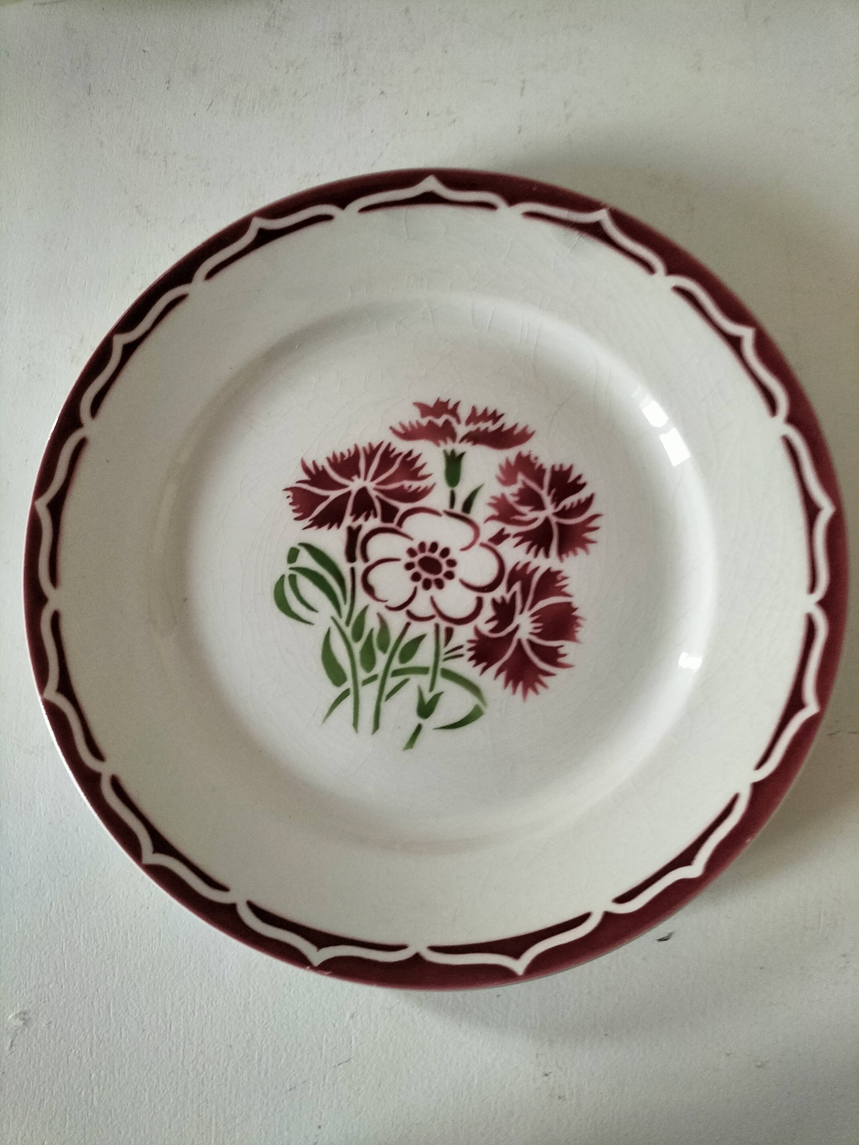 Set of 12 ironstone plates – Deep blue & red