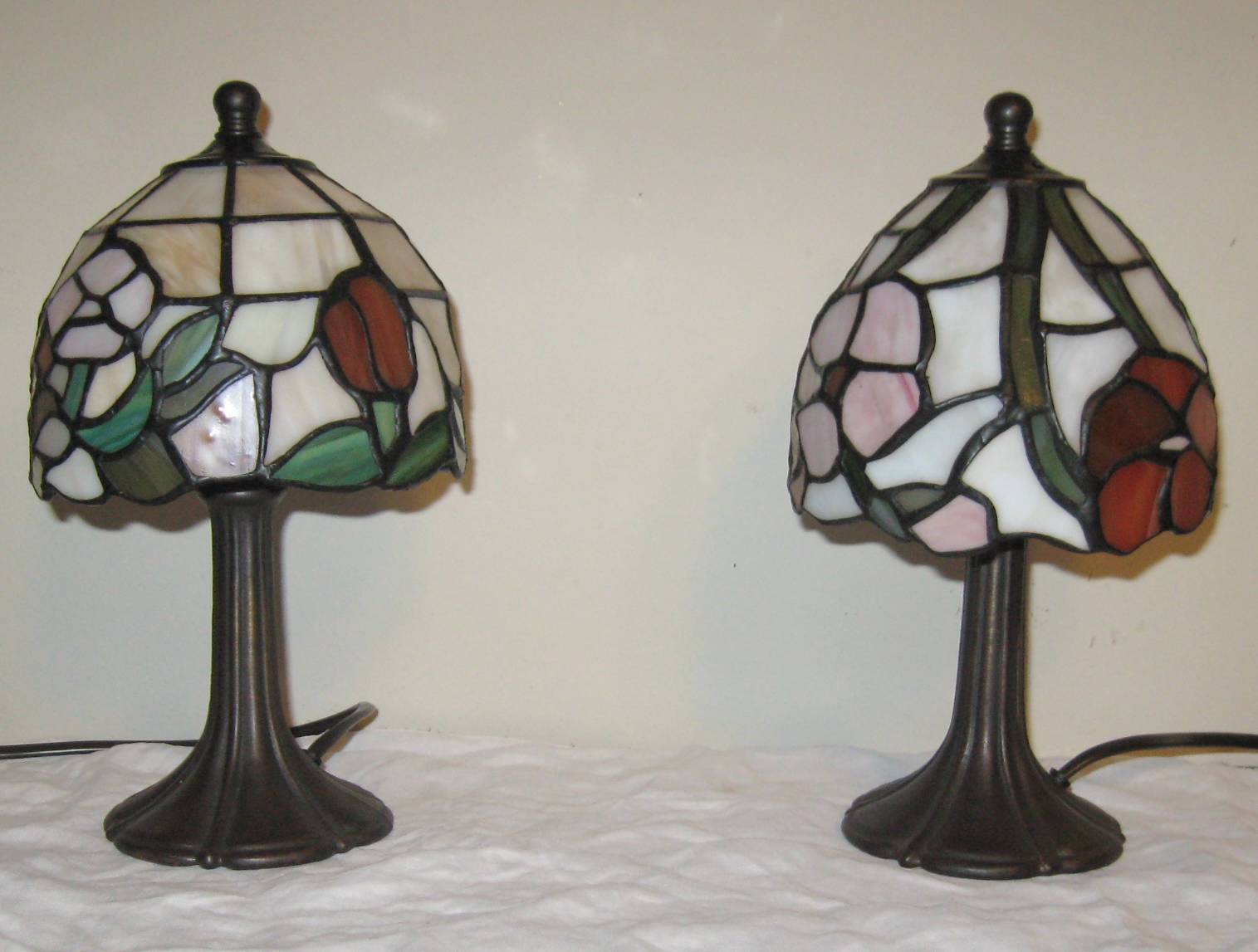Pair of Tiffany Style Bedside Lamps 1990s Art Nouveau