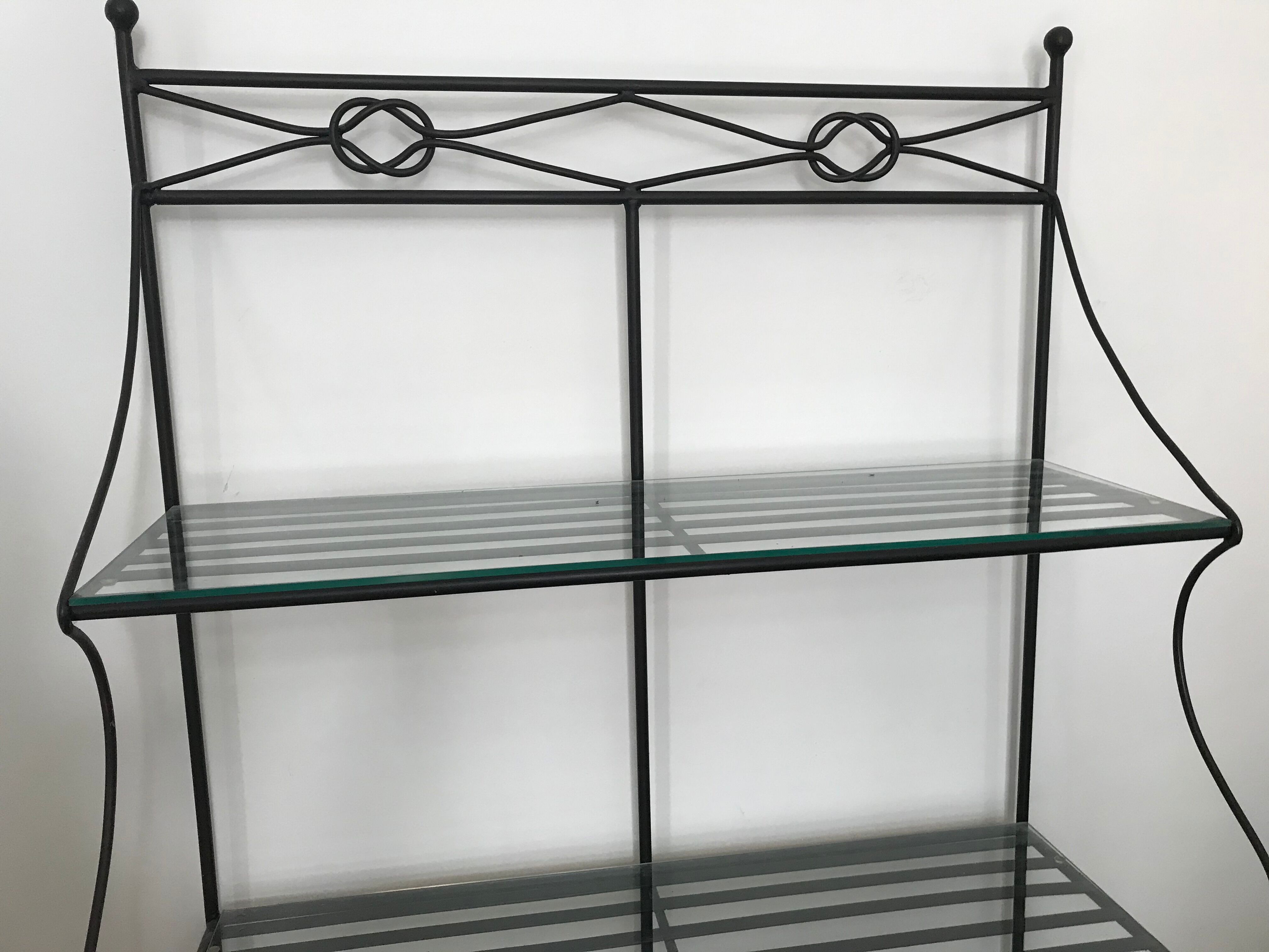 Baker's shelf