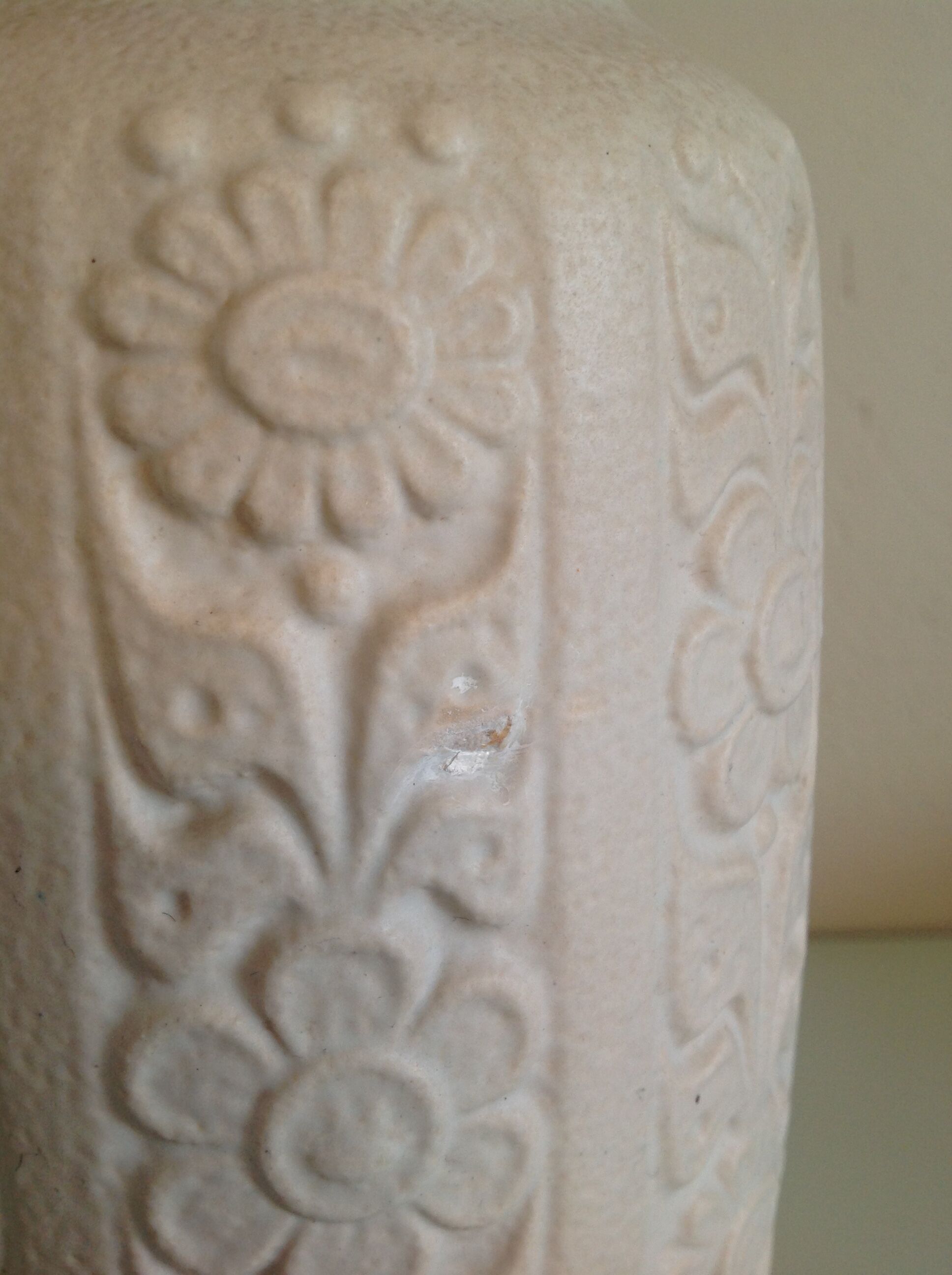White décor vase flowers ceramic Scandinavian style