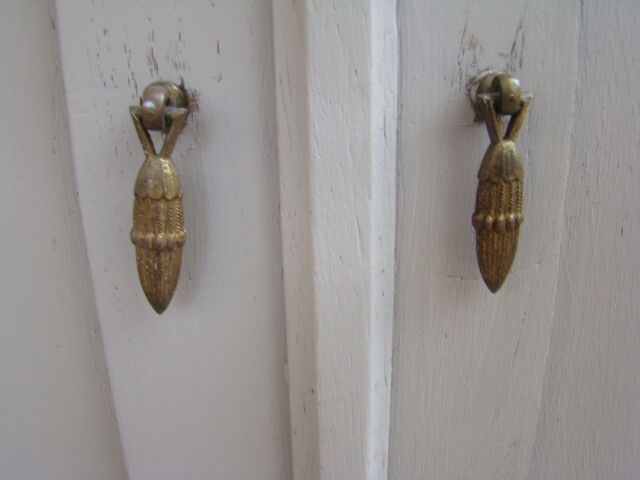 Former Parisian buffet