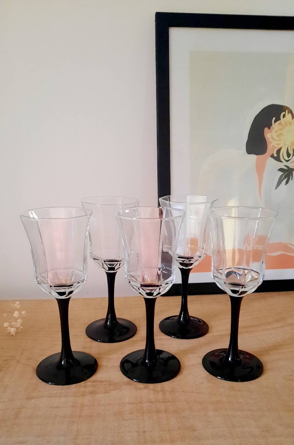 Black Luminarc stemmed glass