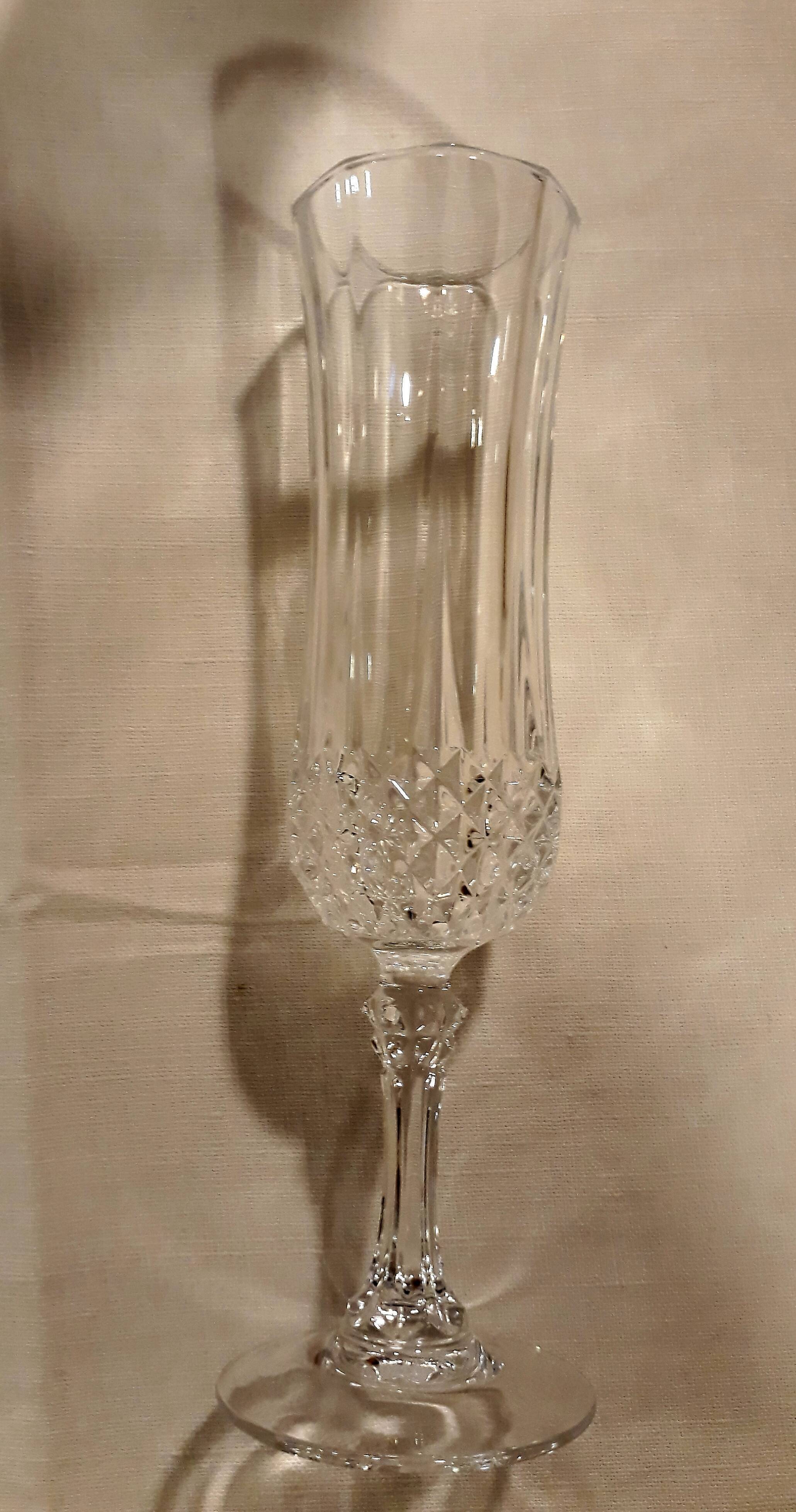4 champagne flutes