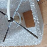 Vintage suspension in pespex