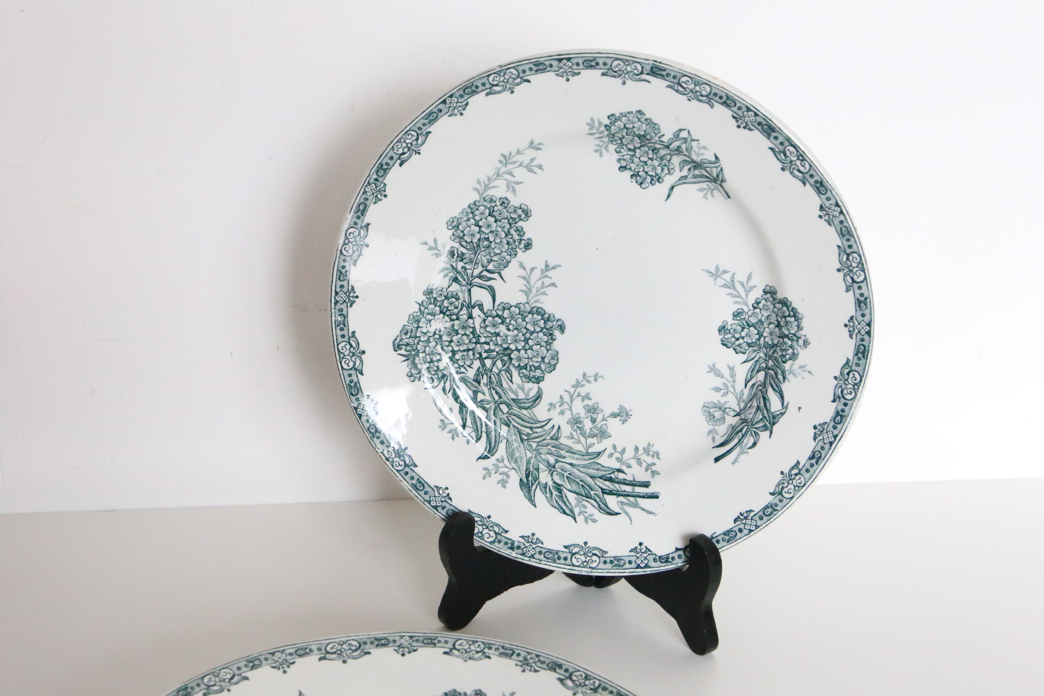 Set of 4 flat plates Terre de Fer, Saint Amand, Daisy