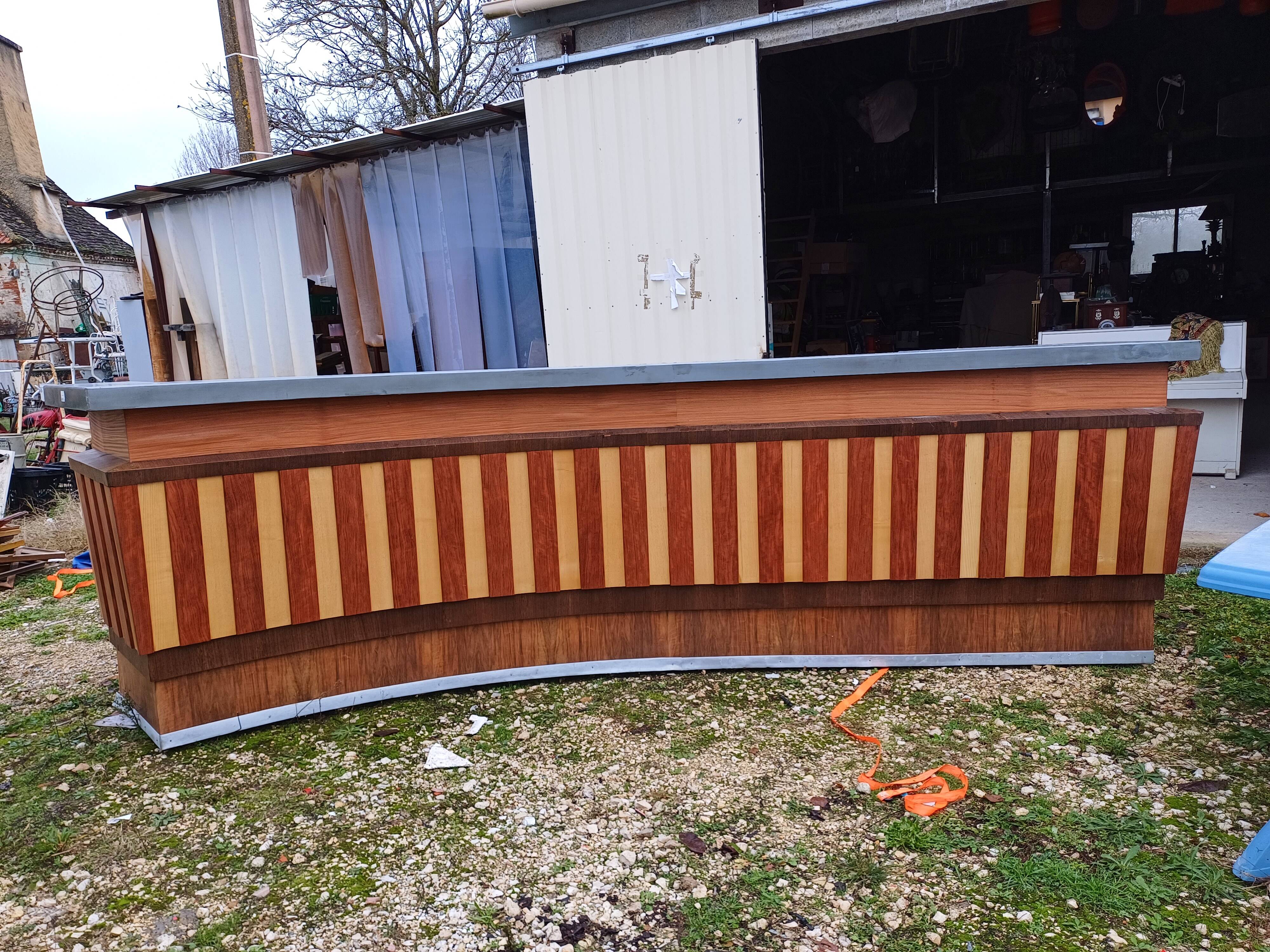Mr. Bazin's bar counter in Limoges